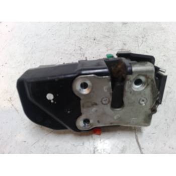 CERRADURA PUERTA DELANTERA IZQUIERDA 