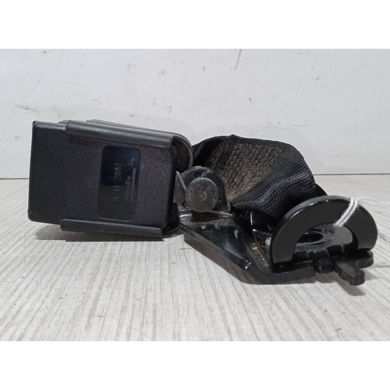Recambio de anclaje cinturon trasero derecho para renault megane i (ba0/1_) 1.9 dci (ba05, ba1f) referencia OEM IAM A9126  