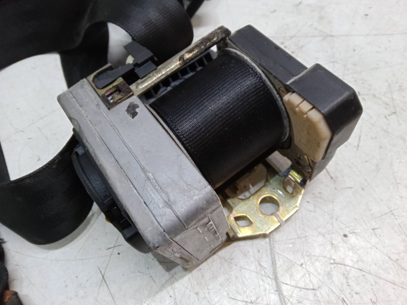 Recambio de cinturon seguridad delantero derecho para seat leon (1m1) 1.6 16 v referencia OEM IAM   
