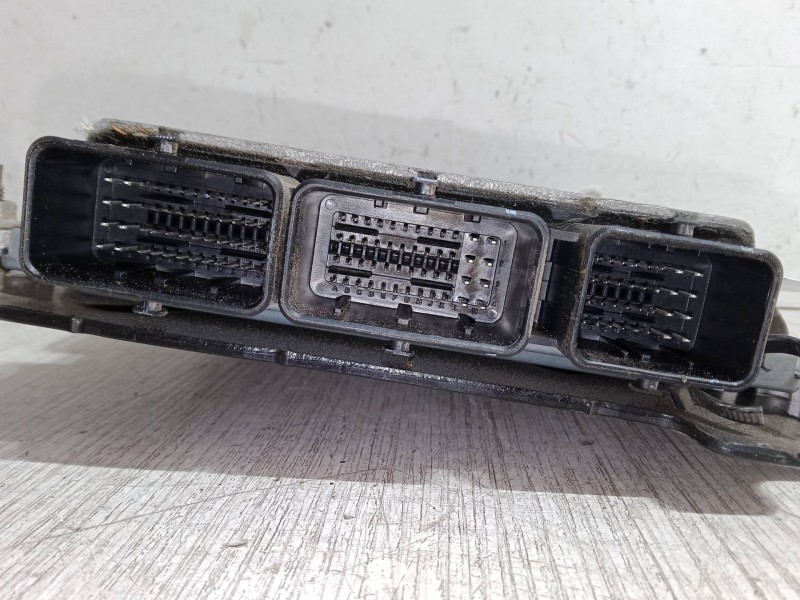 Recambio de centralita motor uce para renault scénic ii (jm0/1_) 1.5 dci (jm1e, jm16) referencia OEM IAM 82008047758200807626 SI