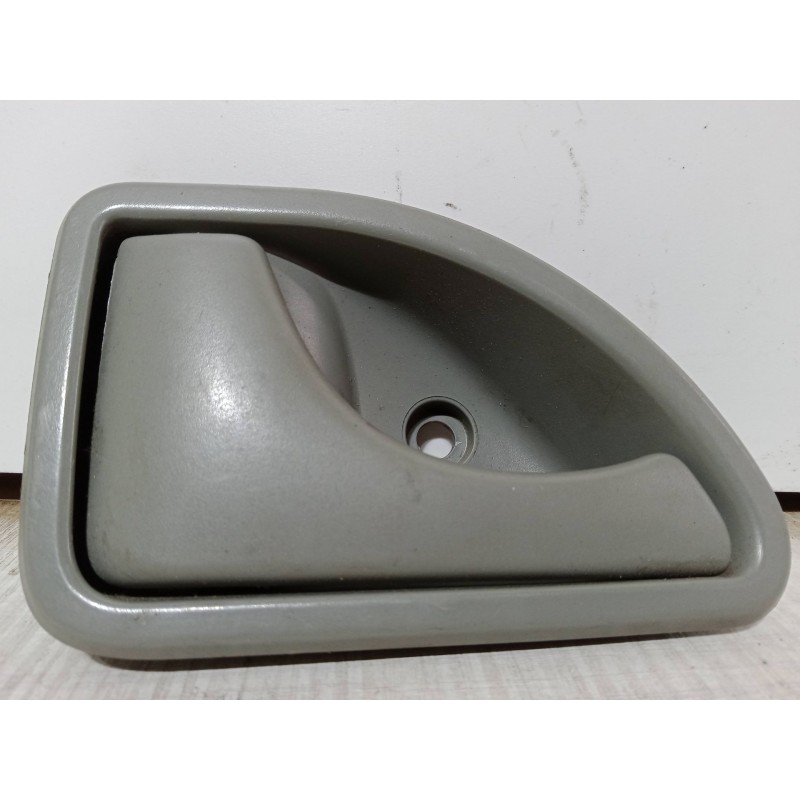Recambio de maneta interior puerta delantera izquierda para renault kangoo express (fc0/1_) 1.5 dci (fc1g) referencia OEM IAM 82