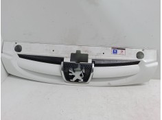 Recambio de rejillas capo para peugeot partner caja/chasis 1.6 hdi referencia OEM IAM   