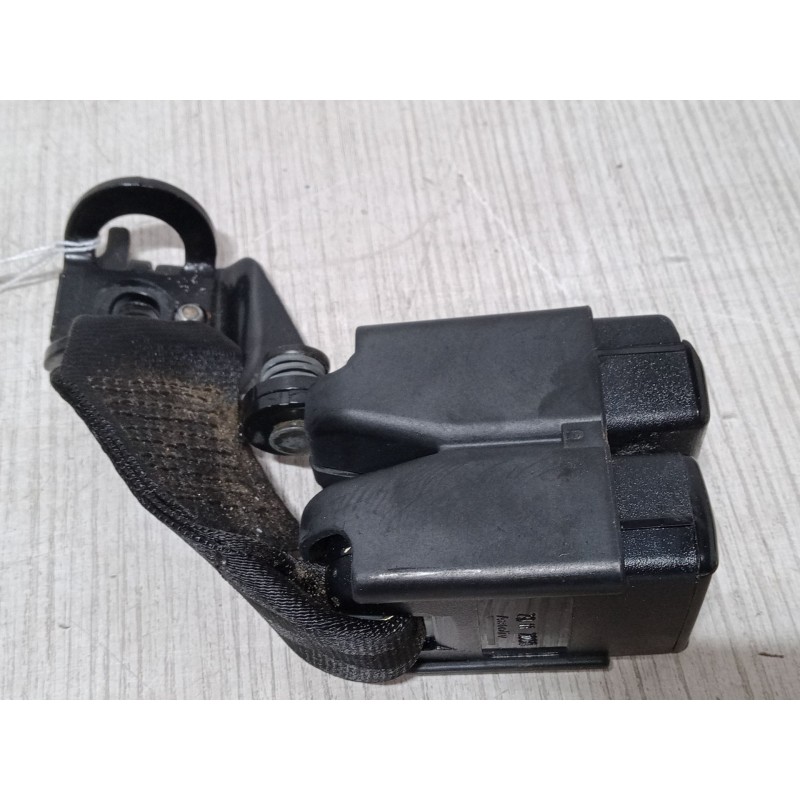 Recambio de anclaje cinturon trasero derecho para renault megane i (ba0/1_) 1.9 dci (ba05, ba1f) referencia OEM IAM A9126  