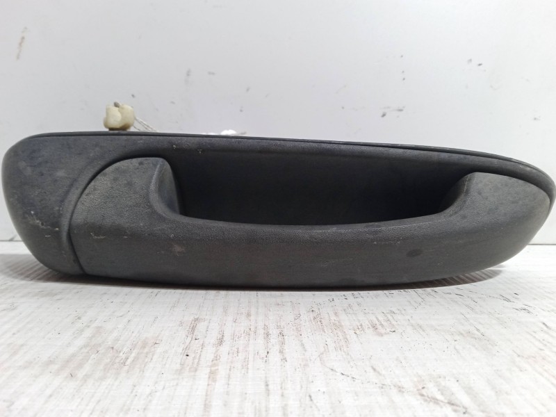 Recambio de maneta exterior puerta trasera derecha para jeep grand cherokee ii (wj, wg) 3.1 td 4x4 referencia OEM IAM   