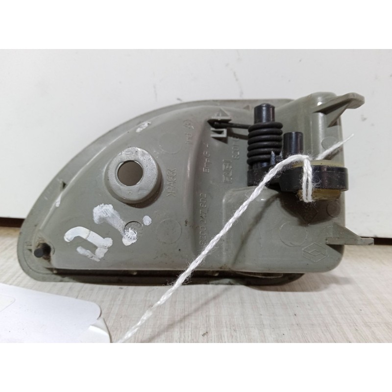 Recambio de maneta interior puerta delantera izquierda para renault kangoo express (fc0/1_) 1.5 dci (fc1g) referencia OEM IAM 82