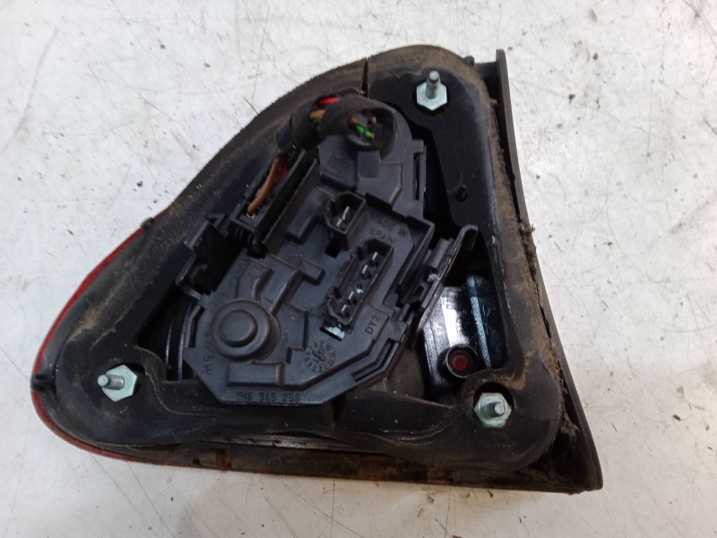 Recambio de piloto trasero derecho para seat leon (1m1) 1.6 16 v referencia OEM IAM   