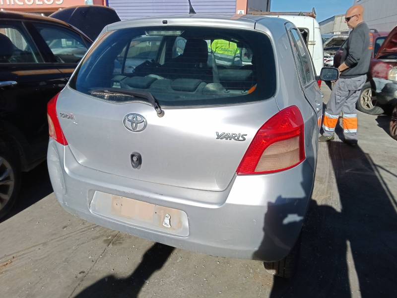 TOYOTA YARIS (_P9_)