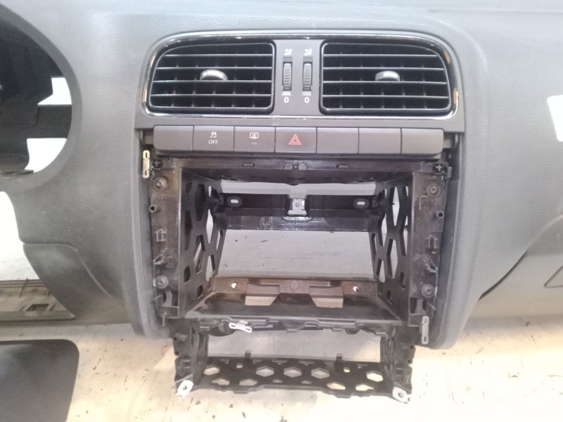 Recambio de salpicadero para volkswagen polo v (6r1, 6c1) 1.2 tsi referencia OEM IAM   