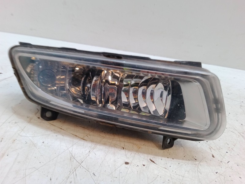 Recambio de faro antiniebla derecho para volkswagen polo v (6r1, 6c1) 1.2 tsi referencia OEM IAM   