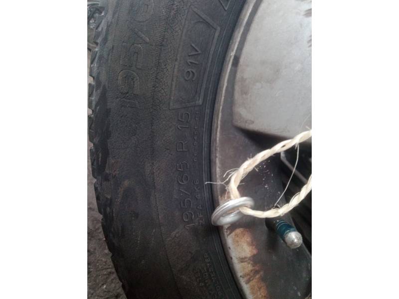 SEAT TOLEDO II (1M2)