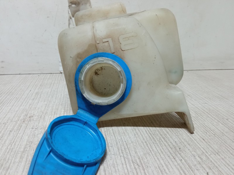 Recambio de botella liquido limpiaparabrisas para volkswagen golf iv (1j1) 2.0 referencia OEM IAM   