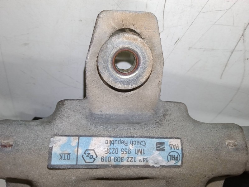 Recambio de motor limpia delantero para seat leon (1m1) 1.6 16 v referencia OEM IAM   