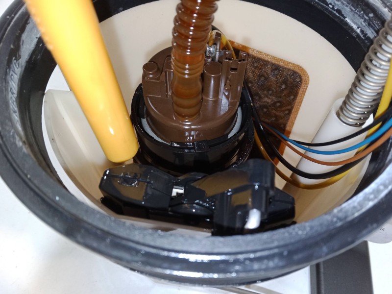 Recambio de aforador para volkswagen polo v (6r1, 6c1) 1.2 tsi referencia OEM IAM 6R0919051G  A2C53136807