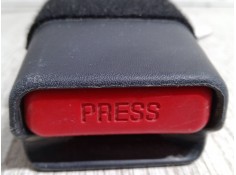Recambio de anclaje cinturon delantero derecho para kia carens iv 1.6 gdi referencia OEM IAM    2