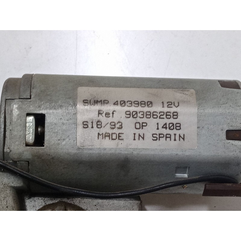Recambio de motor limpia trasero para opel corsa b (s93) 1.4 si (f08, f68, m68) referencia OEM IAM 90386268  