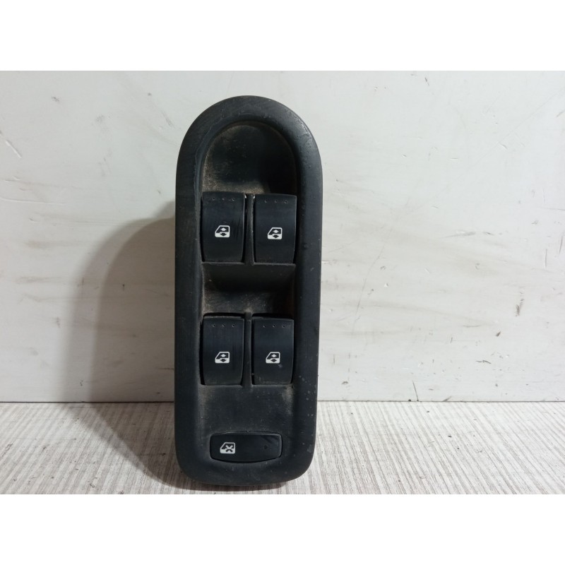 Recambio de mando elevalunas delantero izquierdo para renault megane ii (bm0/1_, cm0/1_) 1.5 dci (bm0f, bm0t, bm2b, cm0f, cm0t) 