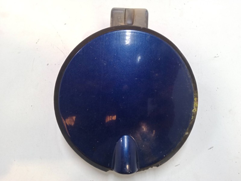 Recambio de tapa exterior combustible para opel corsa b (s93) 1.4 si (f08, f68, m68) referencia OEM IAM   