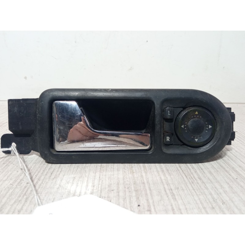 Recambio de maneta interior puerta delantera izquierda para volkswagen golf iv (1j1) 1.9 tdi referencia OEM IAM 3B1837113G  
