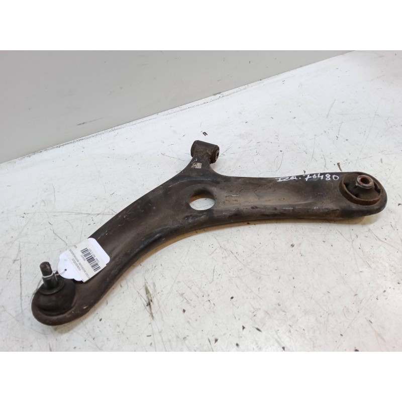 Recambio de brazo suspension inferior delantero izquierdo para hyundai i20 i (pb, pbt) 1.2 referencia OEM IAM   