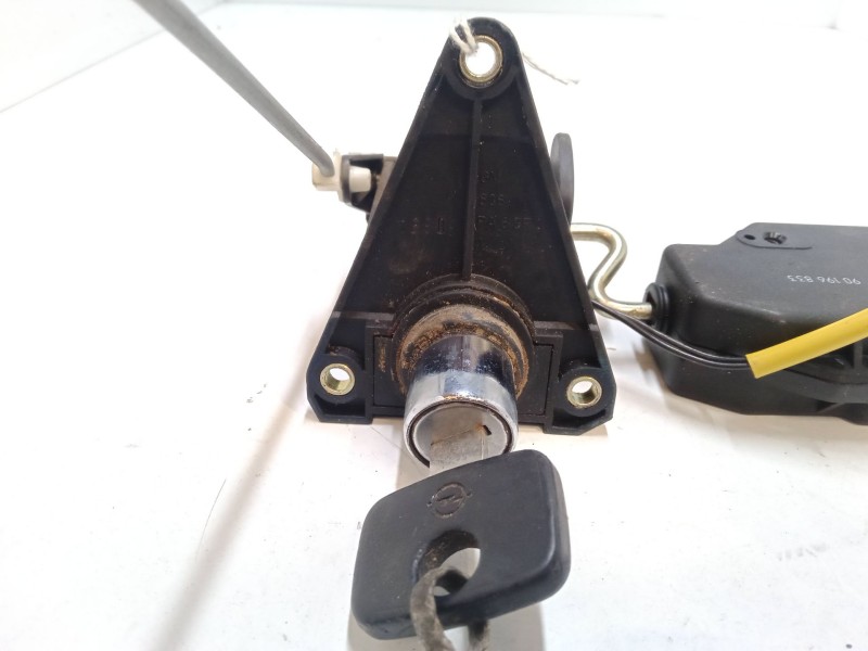 Recambio de bombin porton trasero para opel corsa b (s93) 1.4 si (f08, f68, m68) referencia OEM IAM   