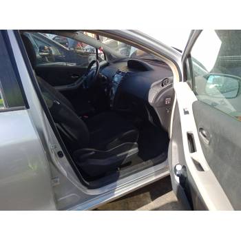 TOYOTA YARIS (_P9_)