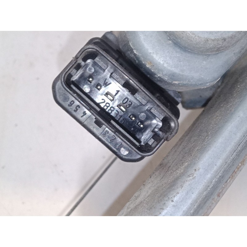 Recambio de elevalunas electrico delantero derecho para renault scénic ii (jm0/1_) 1.9 dci (jm0g, jm12, jm1g, jm2c) referencia O