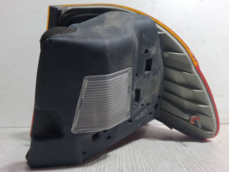 Recambio de piloto trasero izquierdo para bmw 3 (e46) 320 i referencia OEM IAM   