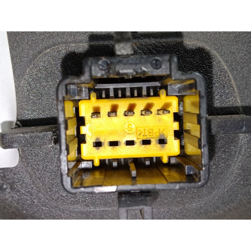 Recambio de retrovisor electrico izquierdo para renault scénic ii (jm0/1_) 1.5 dci (jm1e, jm16) referencia OEM IAM   