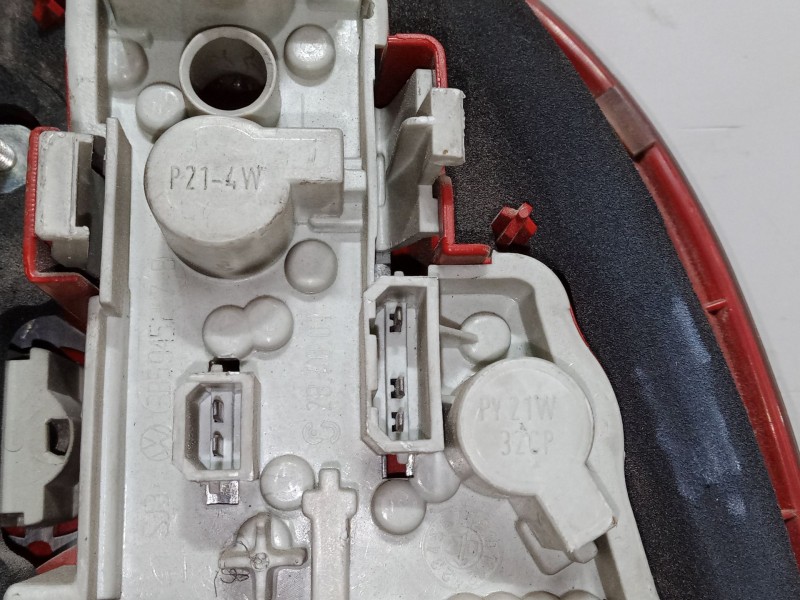 Recambio de piloto trasero izquierdo para volkswagen passat b5.5 (3b3) 1.9 tdi referencia OEM IAM   