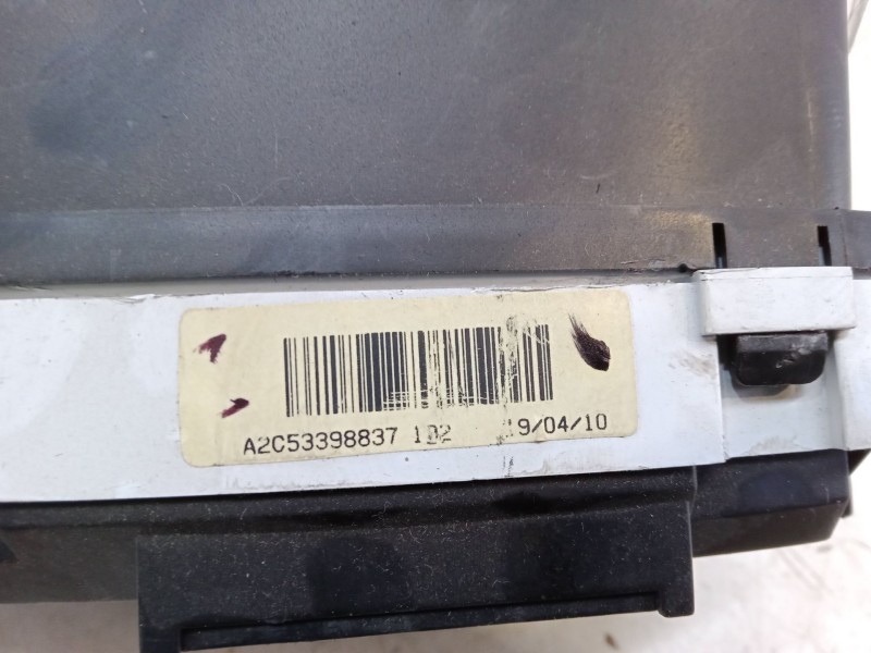 Recambio de cuadro instrumentos para hyundai i20 i (pb, pbt) 1.2 referencia OEM IAM 940061J160  A2C53398837