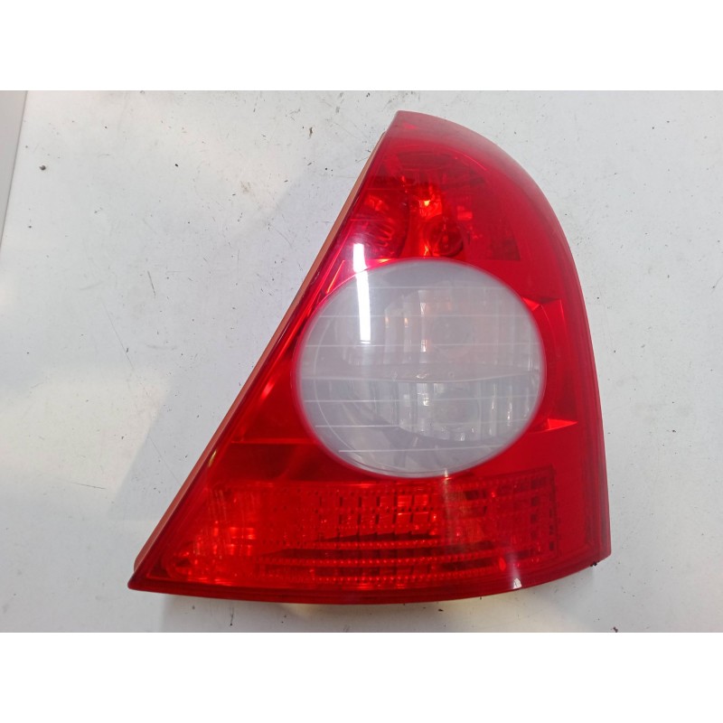 Recambio de piloto trasero derecho para renault clio ii (bb_, cb_) 1.2 16v (bb05, bb0w, bb11, bb27, bb2t, bb2u, bb2v, cb05,... r