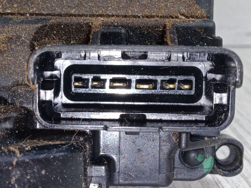 Recambio de cerradura puerta delantera derecha para renault scénic iii (jz0/1_) 1.5 dci referencia OEM IAM   