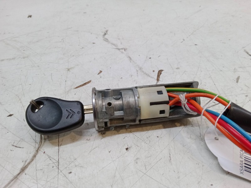 Recambio de clausor para citroën xsara picasso (n68) 1.6 hdi referencia OEM IAM   