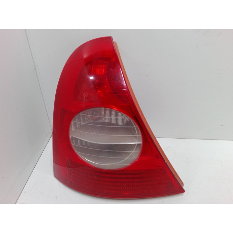 Recambio de piloto trasero izquierdo para renault clio ii (bb_, cb_) 1.2 16v (bb05, bb0w, bb11, bb27, bb2t, bb2u, bb2v, cb05,...