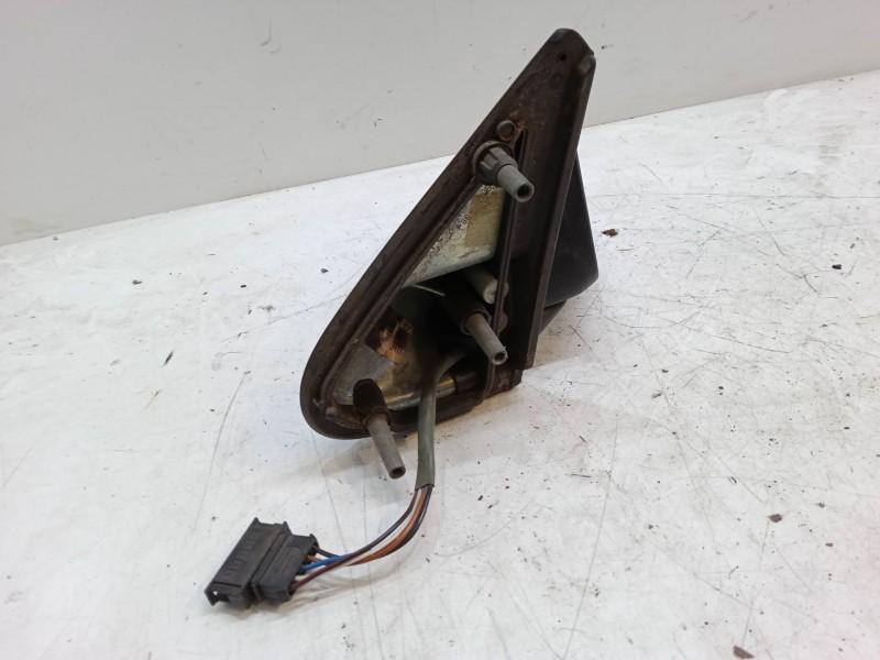 Recambio de retrovisor electrico derecho para volkswagen passat b3/b4 variant (3a5, 35i) 1.9 tdi referencia OEM IAM    Recambio de retrovisor electrico derecho para volkswagen passat b3/b4 variant (3a5, 35i) 1.9 tdi referencia OEM IAM