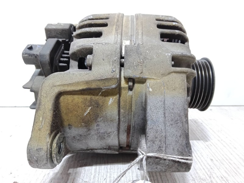 Recambio de alternador para opel corsa d (s07) 1.0 (l08, l68) referencia OEM IAM 0124425057 13 222 331 
