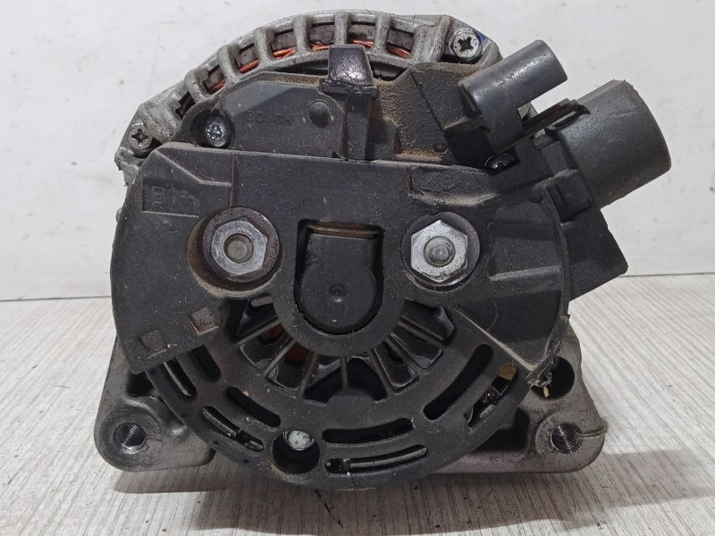 Recambio de alternador para fiat scudo caja/chasis (220_) 2.0 jtd referencia OEM IAM 0124615002  