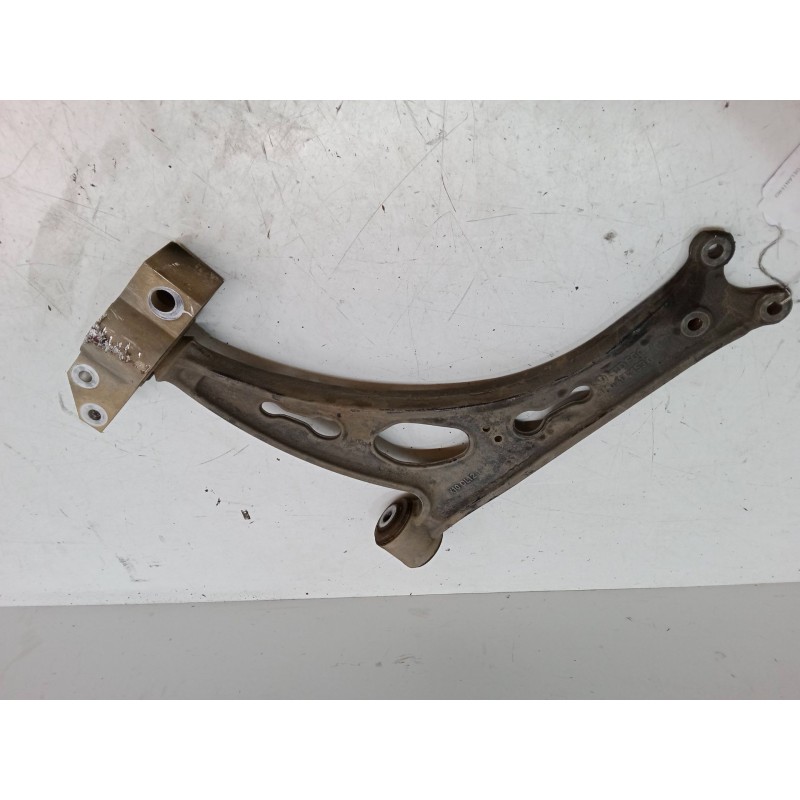 Recambio de brazo suspension inferior delantero izquierdo para seat leon (1p1) 1.9 tdi referencia OEM IAM   