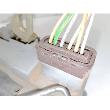 CERRADURA PUERTA DELANTERA IZQUIERDA 