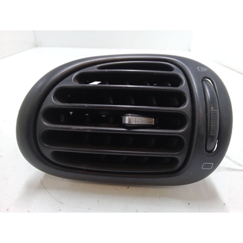 Recambio de aireador derecho para peugeot 206 hatchback (2a/c) 1.4 hdi eco 70 referencia OEM IAM   