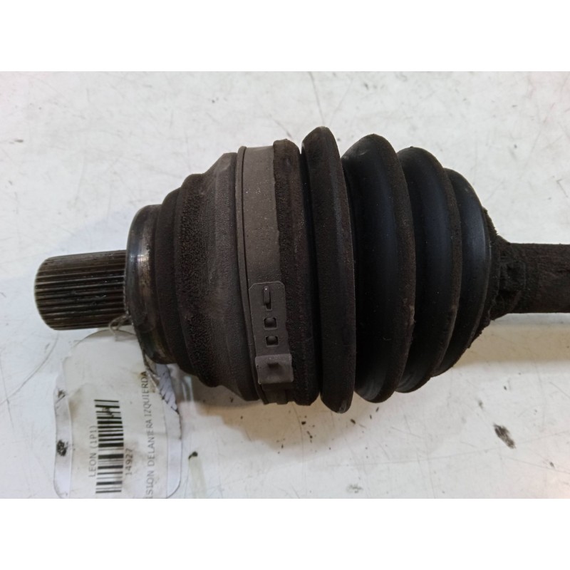 Recambio de transmision delantera izquierda para seat leon (1p1) 1.9 tdi referencia OEM IAM   