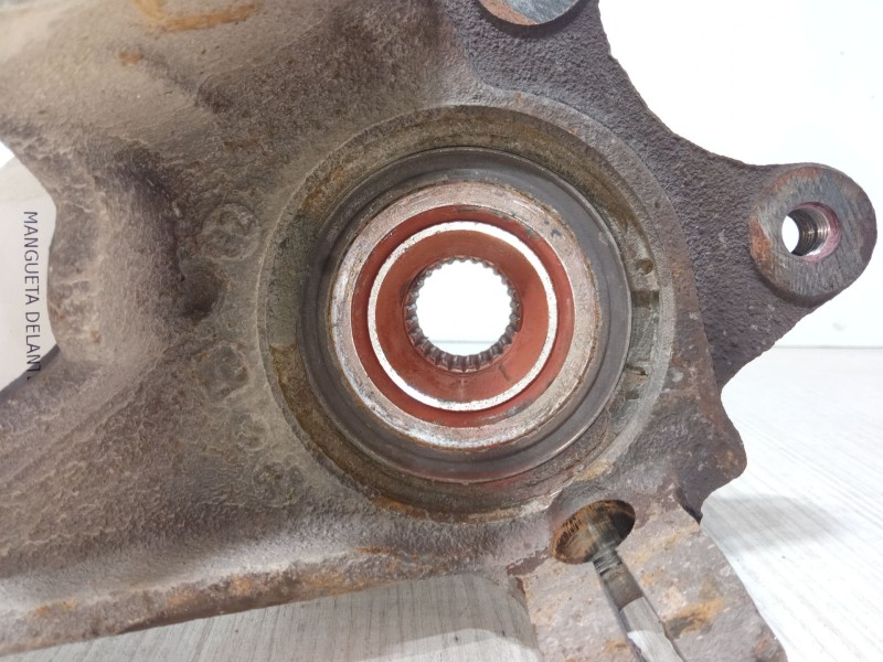 Recambio de mangueta delantera izquierda para peugeot partner caja/chasis 1.6 hdi referencia OEM IAM   