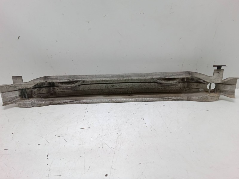 Recambio de refuerzo paragolpes delantero para audi a6 c6 avant (4f5) 3.0 tdi quattro referencia OEM IAM   