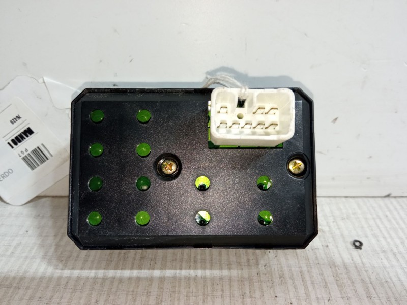 Recambio de mando elevalunas delantero izquierdo para renault megane ii (bm0/1_, cm0/1_) 1.5 dci (bm1e, cm1e) referencia OEM IAM