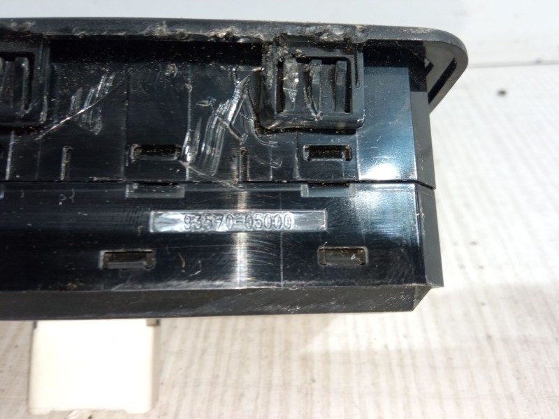 Recambio de mando elevalunas delantero izquierdo para renault megane ii (bm0/1_, cm0/1_) 1.5 dci (bm1e, cm1e) referencia OEM IAM