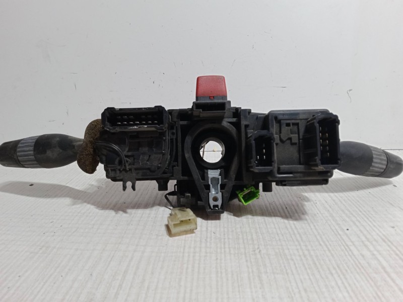 Recambio de mando luces para peugeot 207/207+ (wa_, wc_) 1.4 16v referencia OEM IAM 7701036542  