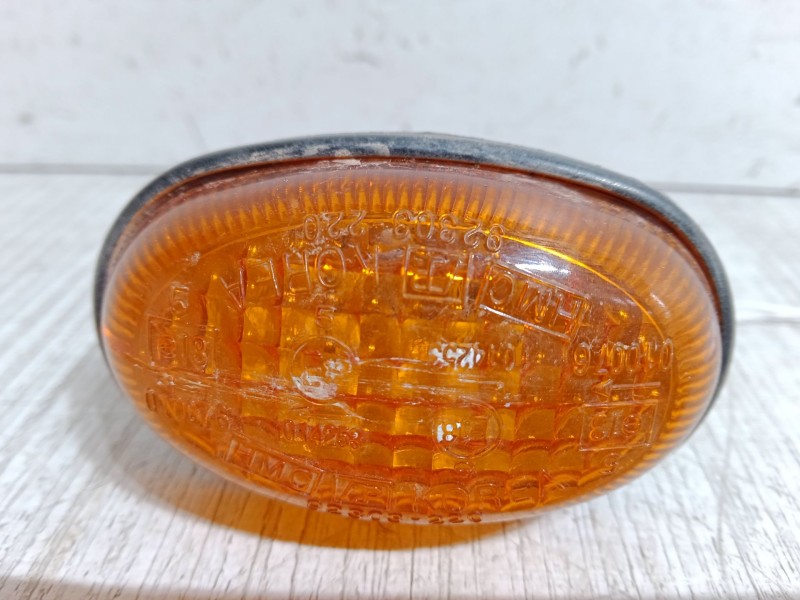 Recambio de intermitente lateral derecho para hyundai lantra ii (j-2) 1.9 d referencia OEM IAM   