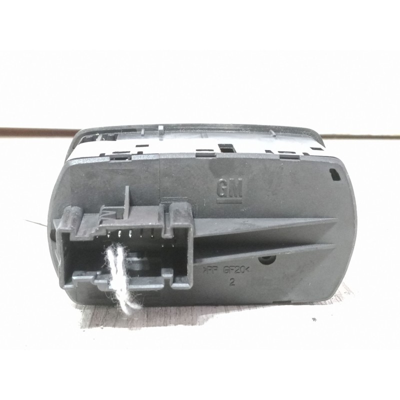 Recambio de mando elevalunas delantero izquierdo para opel corsa d (s07) 1.0 (l08, l68) referencia OEM IAM 13258521AA 315625731 