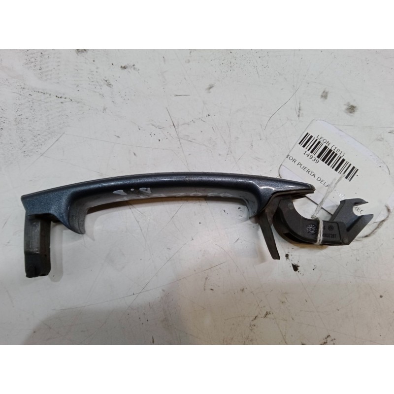 Recambio de maneta exterior puerta delantera derecha para seat leon (1p1) 1.9 tdi referencia OEM IAM   