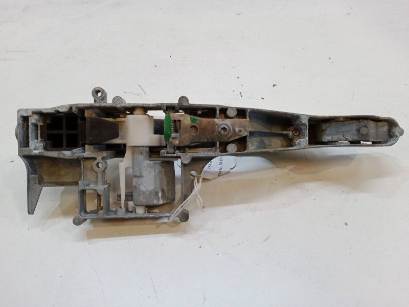 Recambio de maneta exterior puerta delantera derecha para peugeot 207/207+ (wa_, wc_) 1.6 hdi referencia OEM IAM   